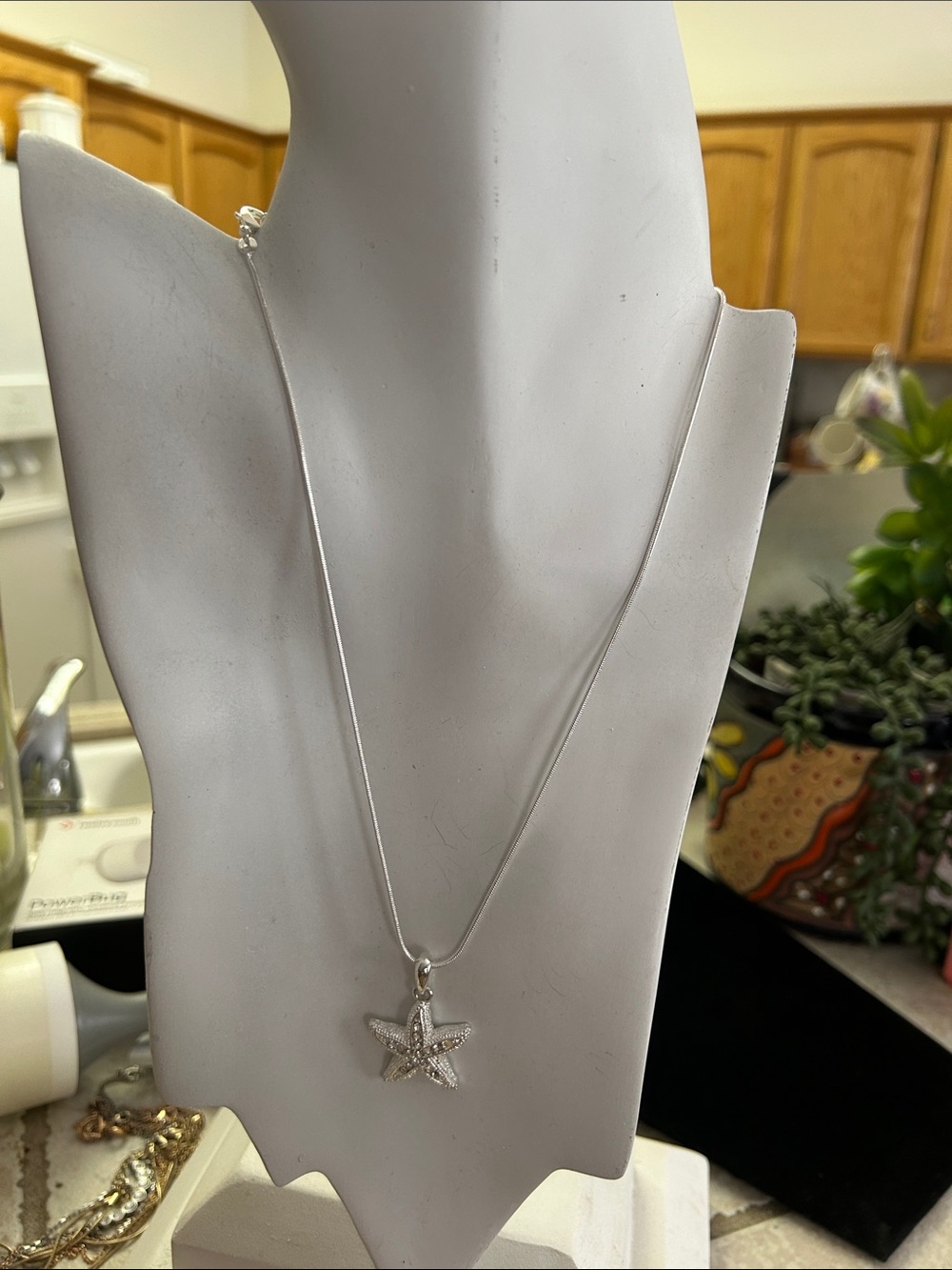 Silver Starfish Pendant Necklace - Women Jewelry 925 Sterling Silver 18 Inch